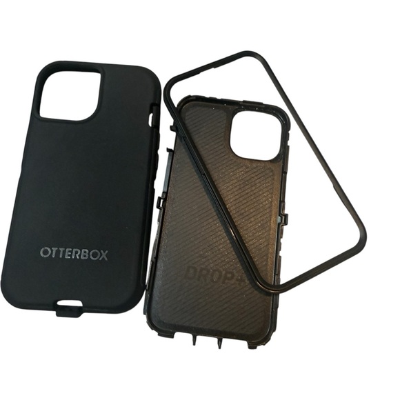 OtterBox Drop + iPhone 15 Black Rugged Phone Case for Maximum Protection - Picture 1 of 6